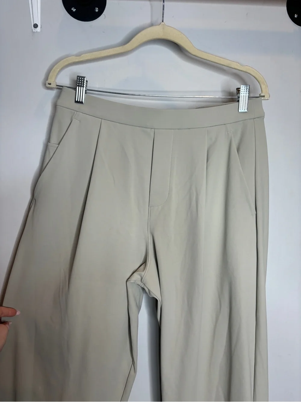 Lululemon Daydrift Relaxed-Fit Pleated Trouser Size S Warm Ash Grey